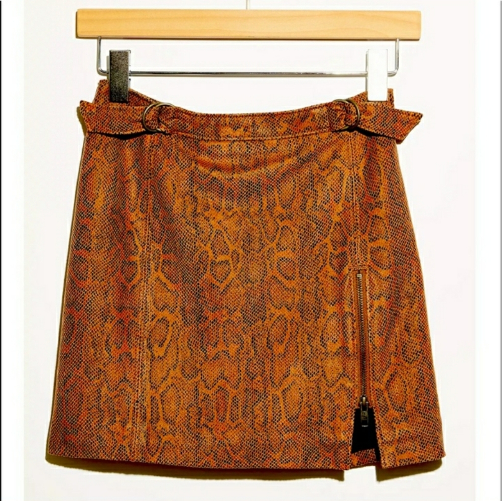 Free People Midnight Magic Printed Skirt Sz 8 NWT